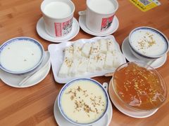 -周大娘牛乳(旧寨古村总店)