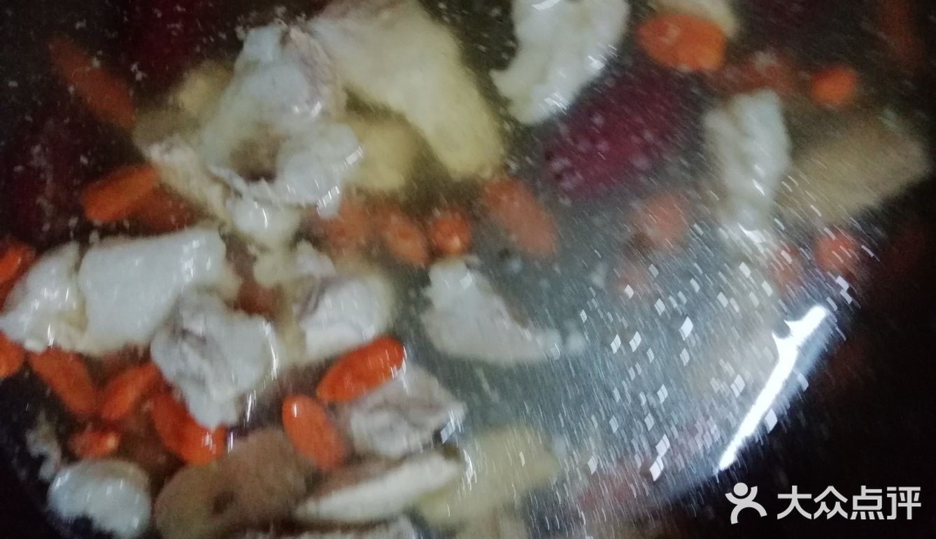 红枣枸杞瘦肉汤