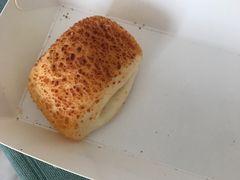 一口奶油芝士面包-巴黎贝甜(大宁国际商业广场店)