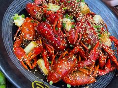 -肥肥虾庄·金牌油焖大虾(汉口城市广场店)