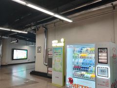 -人民广场(地铁站)