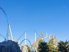 -七彩云南欢乐世界