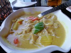 黄咖喱鸡肉-食肆&Fourteen(武林夜市店)