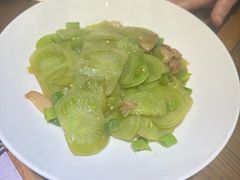 -黄泥岗·地道湖北菜(奥特莱斯店)