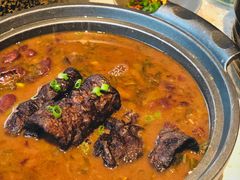 酸腌菜红豆炖黑皮子-半山腰·云南菜(侨福芳草地店)