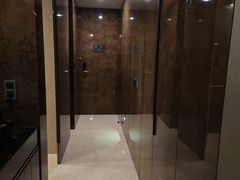 -广州天河希尔顿酒店