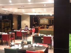 大堂-皇城根·鲁菜济南菜·吊炉烤鸭·炒鸡鱼头(济南旗舰店)