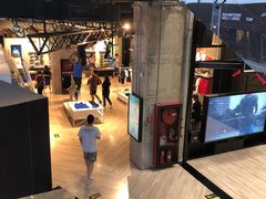 -Air Jordan(世贸天阶店)