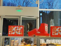 面包甜点陈列柜-好利来(七宝领展广场店)