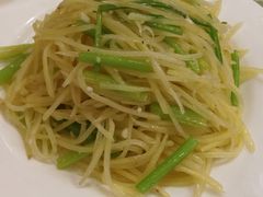 -李连贵熏肉大饼(沈阳站店)