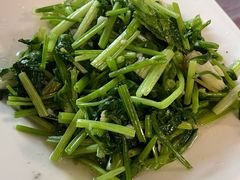 -黄店镇芝堰英才饭店