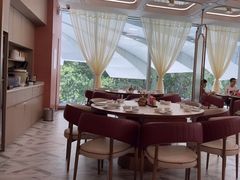 -广府汤语·靓汤·早茶·小粤菜(仁恒梦店)
