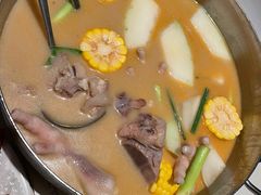 -肥仔文澳门猪骨煲(南京西路店)