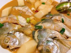 家烧白扁中鲳鱼-甬府小鲜(万象城店)