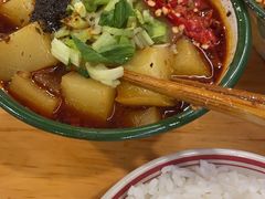 -拈签一笑黄牛肉辣卤串串
