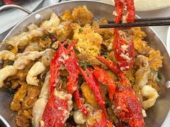 -丹水桥地锅鱼·翘嘴鲌·地方特色全鱼宴(丹江口大坝店)