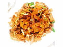 干炒牛河-稻香酒家·34年老字号·港式粤菜(汉街店)