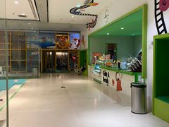 -爱睿思儿童早教亲子游泳(万象城店)