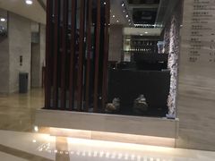 -上海虹桥君丽假日酒店(娄山关路地铁站店)
