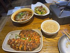 -不是烧烤·武汉烧烤·地道湖北菜(大成路店)