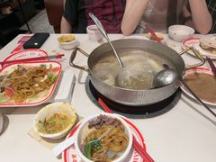 -八合里潮汕鲜牛肉火锅(上海汇智广场店)