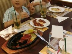 -菲滋意式餐厅(金华银泰城店)