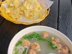 -何胖子丸子汤(南海街店)