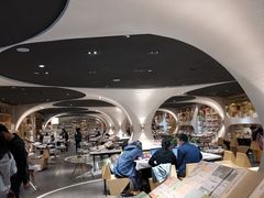 -钟书阁(珍园店)