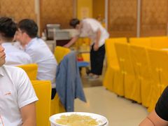 鱼翅煲鸡-东豪园林海鲜酒家(南港路辅路店)