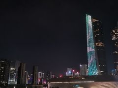 -南京眼步行桥