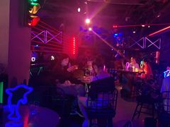 -UP嘻哈酒吧(粉巢店)