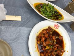 -肥肥虾庄·金牌油焖大虾(东湖欢乐谷店)