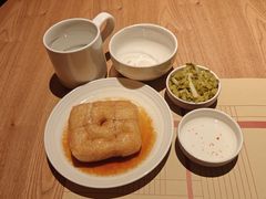 -荣家黄鱼面(南京西路店)