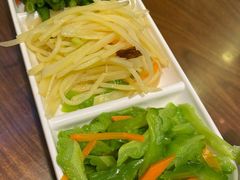 特色凉菜-丝路伊兰·兰州牛肉面(牛街总店)