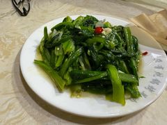 -尕有炕锅烤羊肉