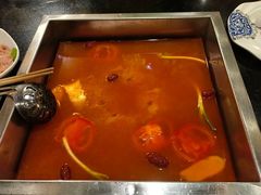 -百年川椒重庆老火锅(光谷店)