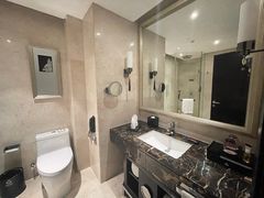 -西安唐隆国际酒店(大雁塔大唐不夜城店)