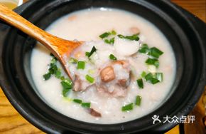 Braised Bone Rice Porridge with Chinese Yam and Abalone