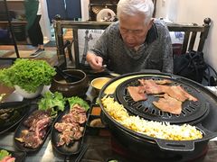 -胡悦里韩式烤肉(芝罘万达广场店)