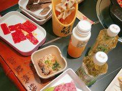-川麻婆泥锅涮肚·串串火锅(物资学院店)