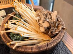 -三出山火锅(南京万象天地店)