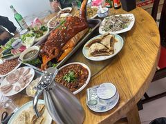 -溢心园香河肉饼总店