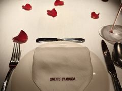 -弦月窗LUNETTE BY AMANDA(复兴路店)