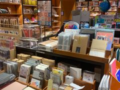 -新华书店(永安路店)
