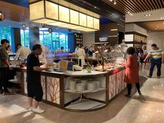 -夏阳湖皇冠假日酒店-自助餐厅