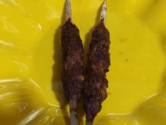 -烤肉小伙烤肉店