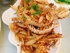 -覃记海鲜美食餐厅