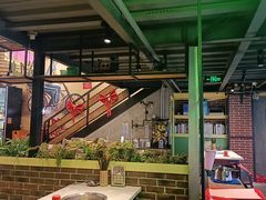 -钢管厂五区小郡肝串串香火锅(梅川路店)