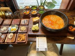 -银米·云南传统过桥米线(双廊黑金冠店)