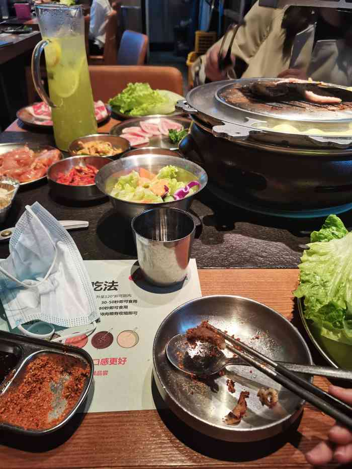 汉拿山(光明大仟里店)-"周六18:15抵达,店内几乎满座,很幸运.